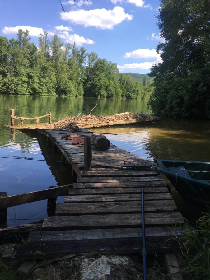 Gite Clodeguy Saint-Sylvestre-sur-Lot Zewnętrze zdjęcie