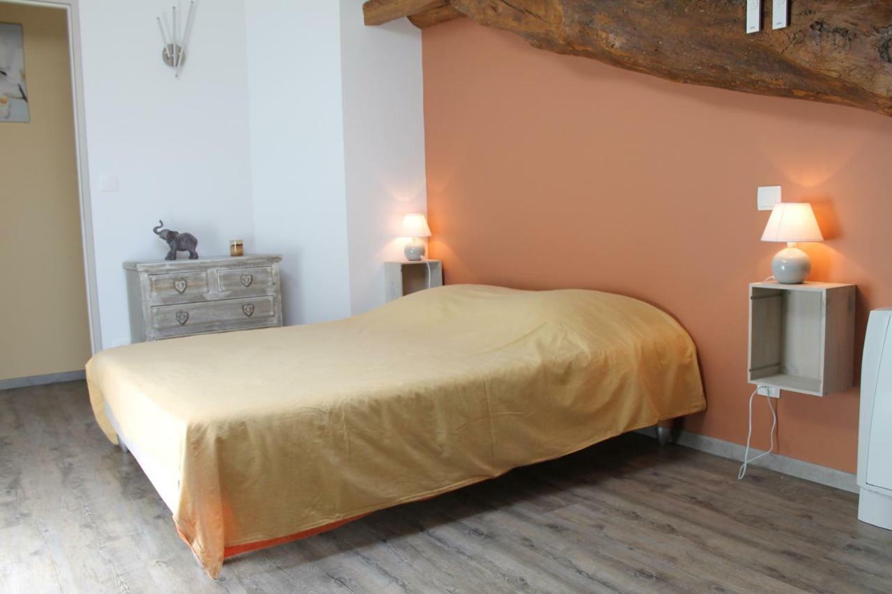 Gite Clodeguy Saint-Sylvestre-sur-Lot Zewnętrze zdjęcie