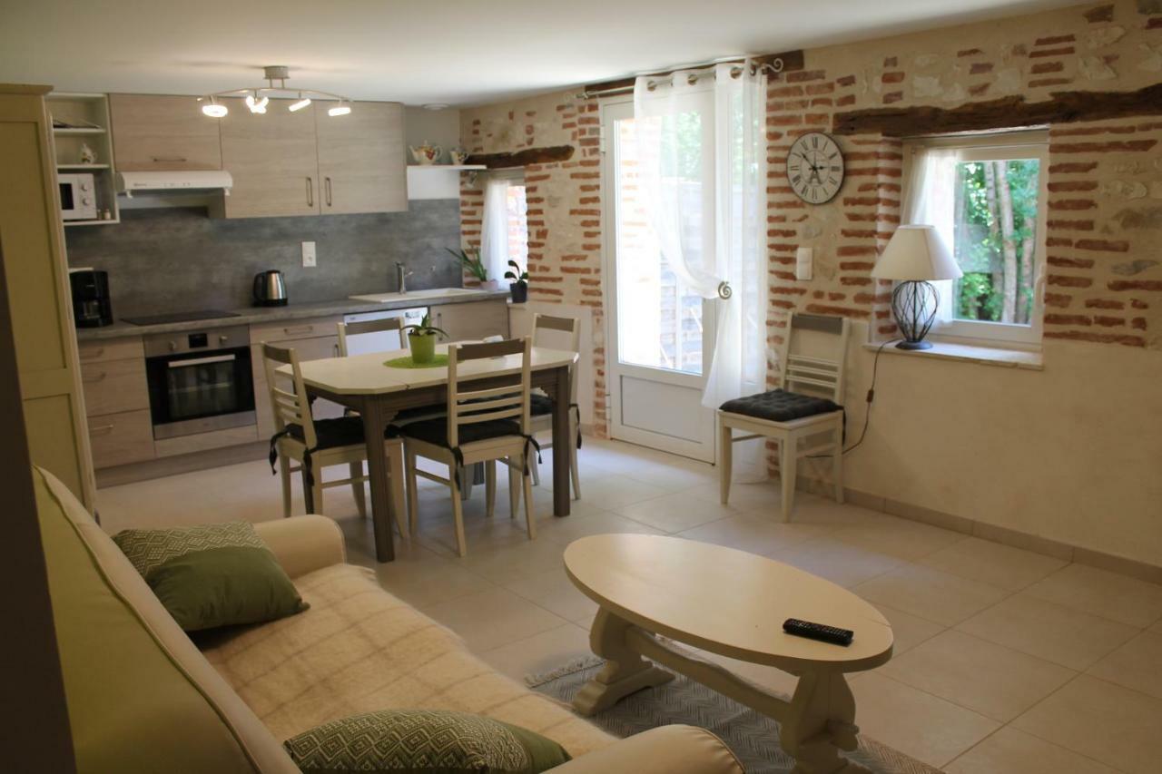 Gite Clodeguy Saint-Sylvestre-sur-Lot Zewnętrze zdjęcie
